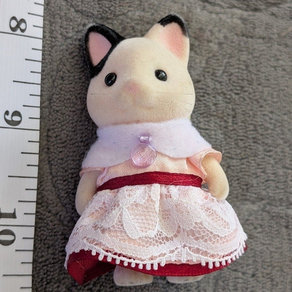 Calico Critters Sylvanian Families Tuxedo Cat Girl Pink Lace Dress Figure 3"